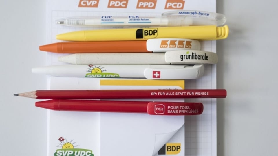 Kugelschreiber von verschiedenen Parteien
