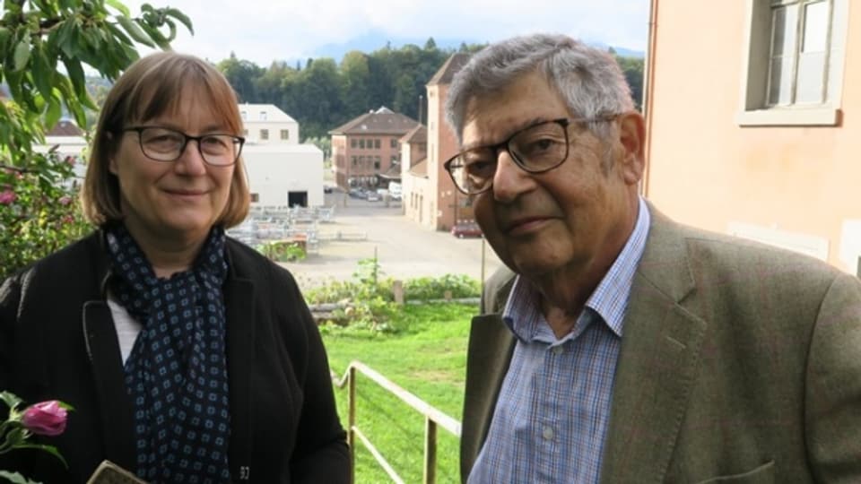 «Wir erhalten noch immer Briefe von ehemaligen Viscosuisse-Angestellten»: Erika Roos und Peter Rheintaler von der Stiftung Viscosuisse.