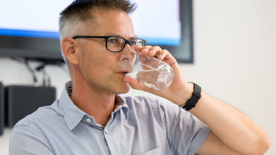 EWL-CEO Patrik Rust ist froh, gibt es in Luzern wieder überall sauberes Trinkwasser.