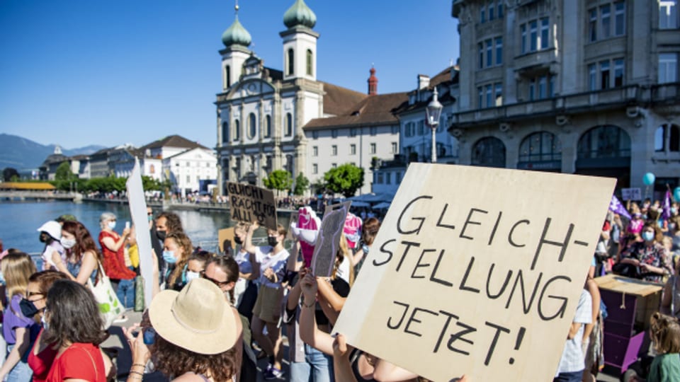 Demo für Gleichstellung am 14. Juni 2021 in Luzern