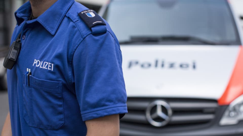 Der Arbeitnehmerverband der Luzerner Polizistinnen und Polizisten fordert mehr Lohn.
