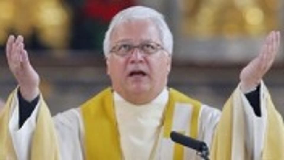 Der St. Galler Bischof Markus Büchel denkt offen über eine Lockerung des Pflichtzölibats nach