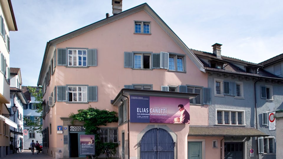 Literaturwerkstatt für Jugendliche, statt Literaturmuseum: der Strauhof in der Zürcher Altstadt (in einer Aufnahme von 2005)