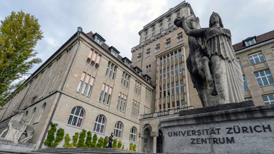 Zürcher Politiker wollen Klarheit: was ist an der Uni Zürich falsch gelaufen