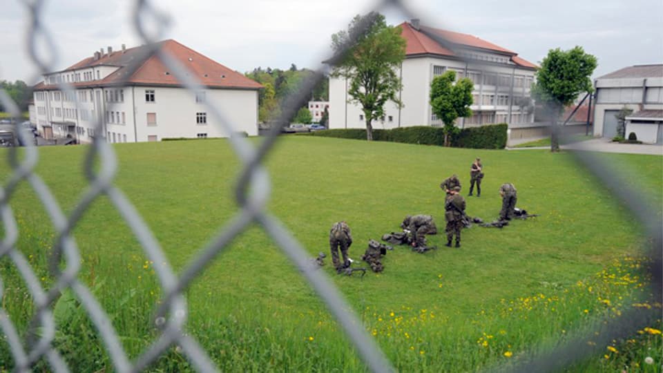 Was wird aus dem Gelände der Kaserne Freiburg? Die Kantonsregierung wird sich der Frage bald annehmen.