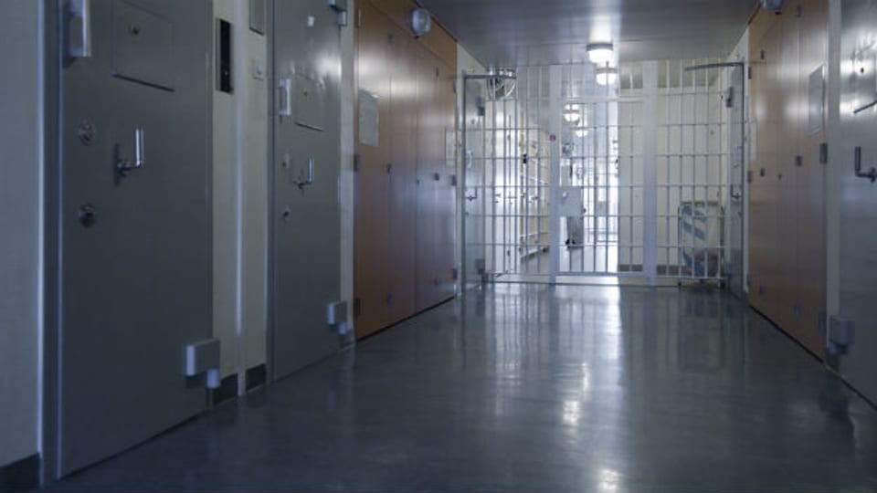 Die Aargauer Bezirksgefängnisse sind so voll, dass Häftlinge ausserkantonal platziert werden müssen.