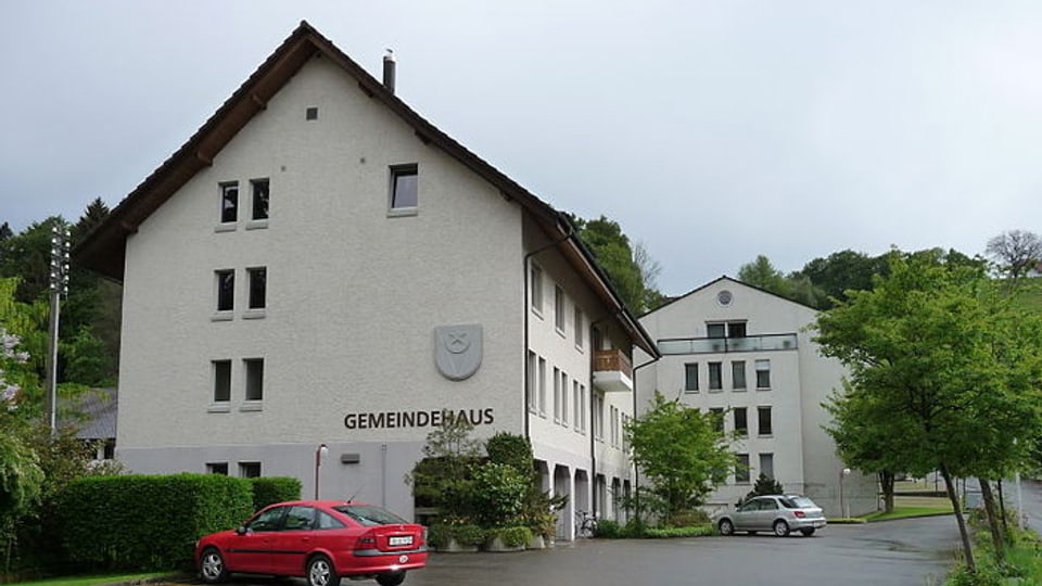 Das Gemeindehaus von Teufenthal/AG: hier wird die Millionen-Veruntreuung des Finanzverwalters aufgearbeitet.