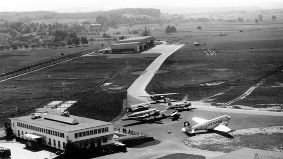 Der Flugplatz Dübendorf von oben