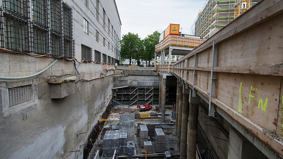 Der Neubau des Kunstmuseums Basel (rechts) führt zur vorübergehenden Schliessung des Kunstmuseums.