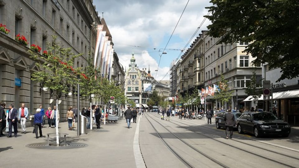 Die Zürcher Bahnhofstrasse wurde saniert und neu gestaltet.