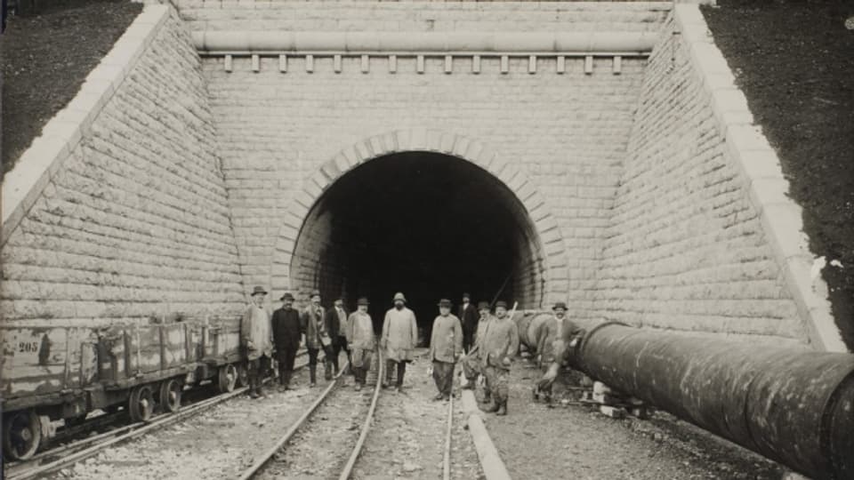  Das Südportal des Hauenstein-Basistunnels in Trimbach ist 1912 noch im Bau.