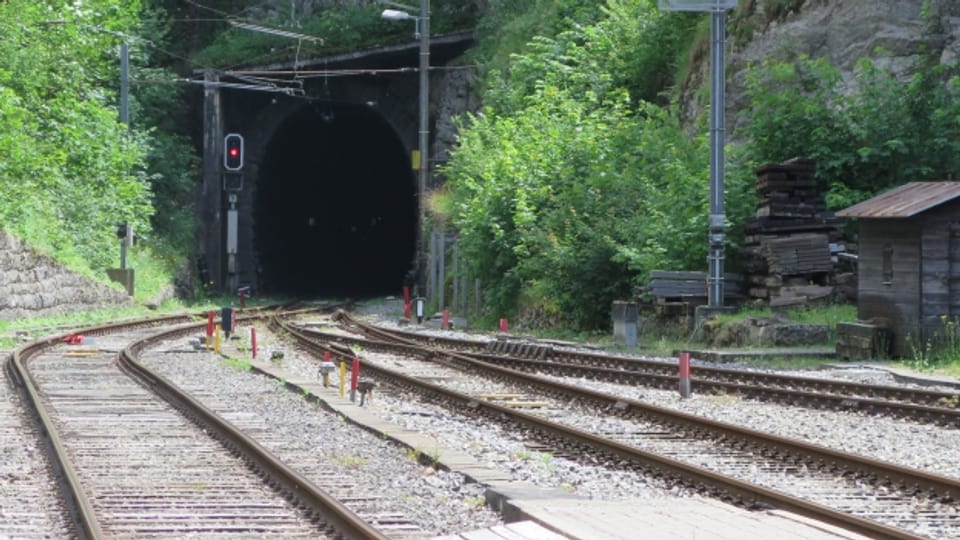 Die Bahnlinie Solothurn-Moutier bleibt, der Bund will den Weissenstein-Tunnel sanieren.