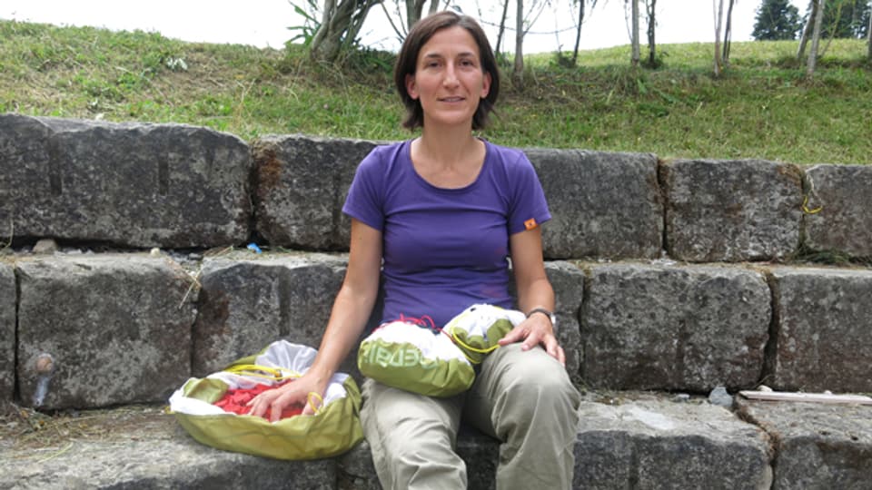 Chiara Cosi - macht Taschen aus Abfall-Zelten