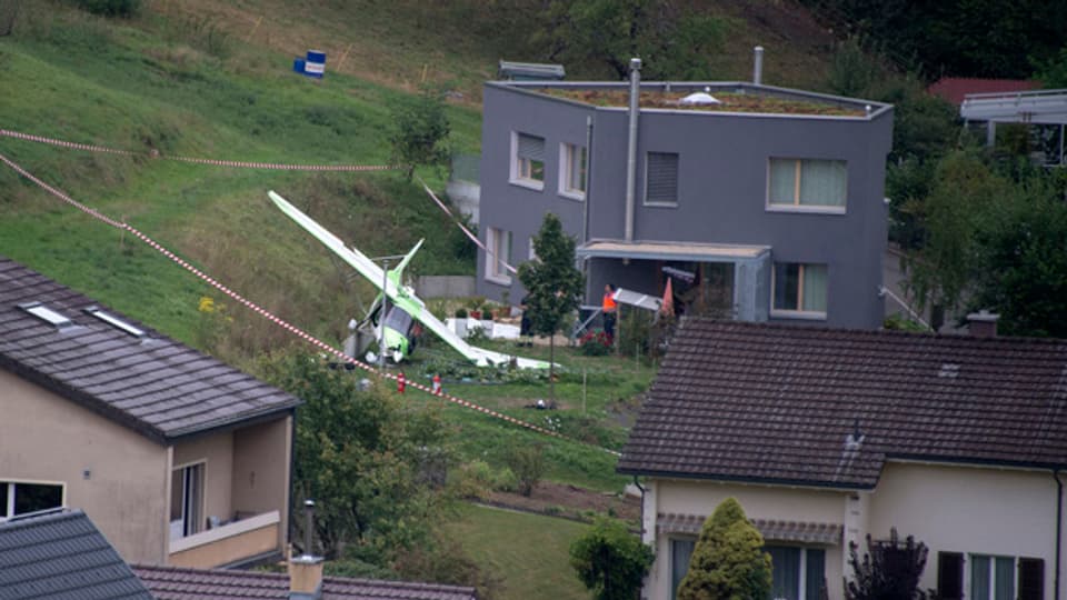 Ein abgestürztes Flugzeug in Dittingen anlässlich der Flugtage 2015.