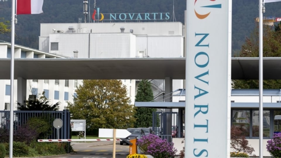 Alleine hier, im Novartis-Werk in Stein, sollen insgesamt 300 Stellen wegfallen.