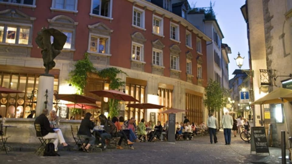 In der Stadt Zürich ist draussen weiterhin um Mitternacht Feierabend