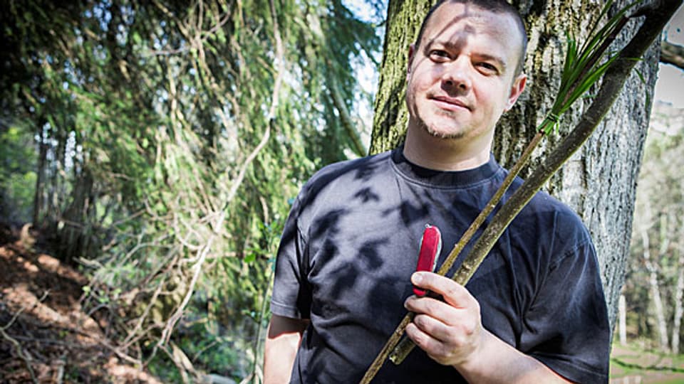 Mit dem «SackmesserPädagogen» im Wald Regional Diagonal SRF