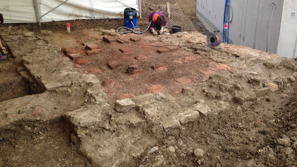 In Wellhausen wird eine Bodenheizung aus den Zeiten der Römer ausgegraben.