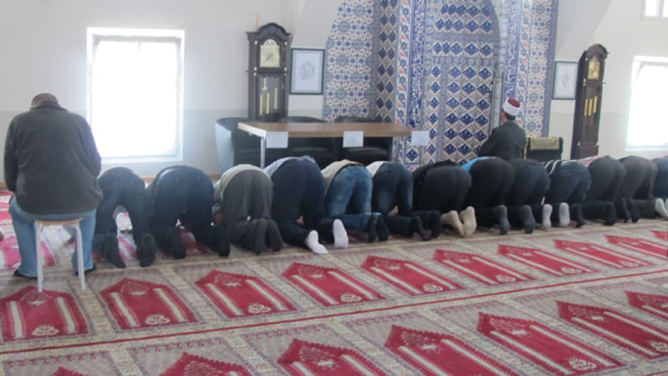 In diesem Gebetsraum der El-Hidaje-Moschee in St. Gallen-Winkeln wurde der 51jährige Familienvater erschossen.