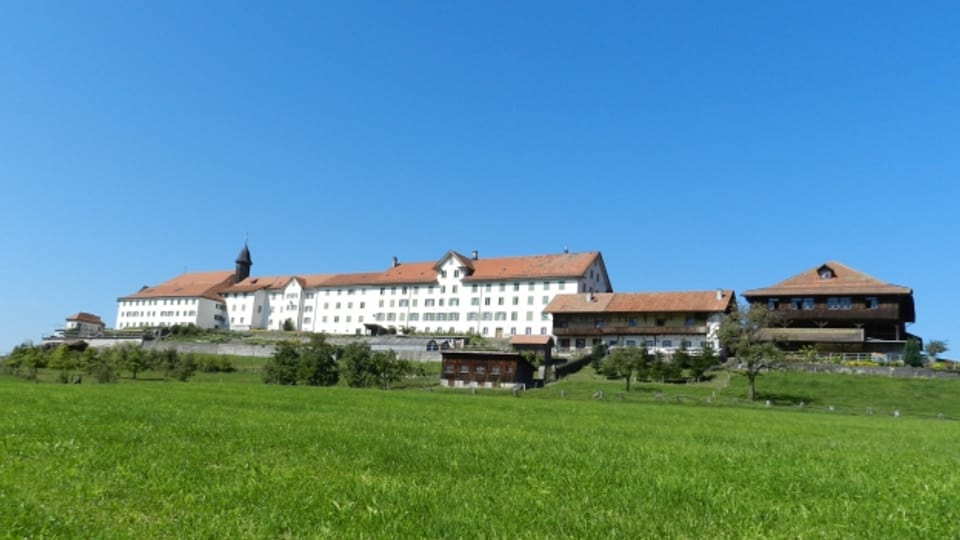 Das Kloster Berg Sion oberhalb von Gommiswald.