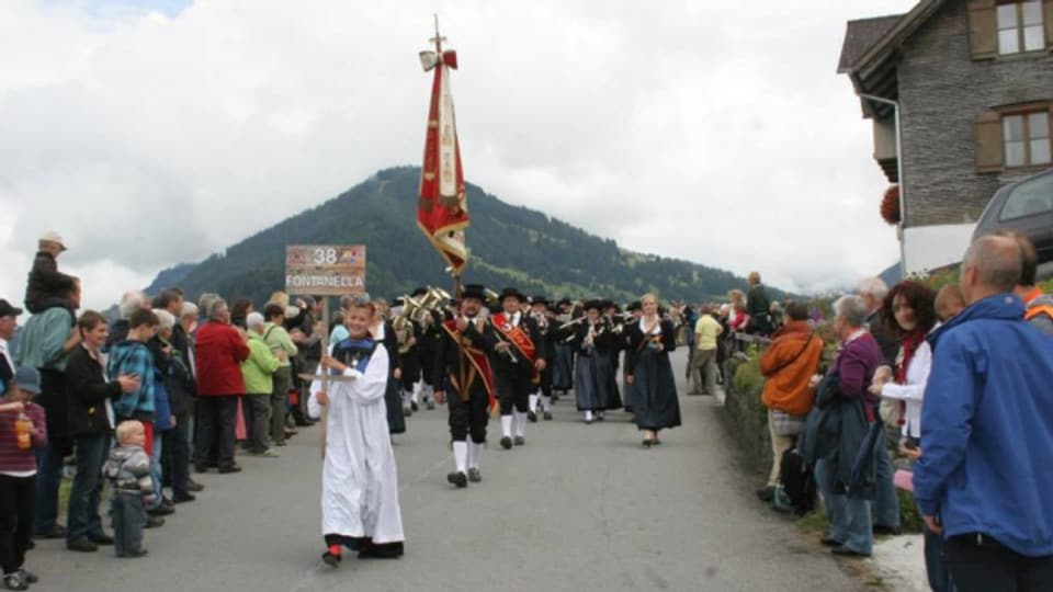 1500 Walser aus Italien, der Schweiz, dem Fürstentum und Österreich nahmen am Treffen teil.