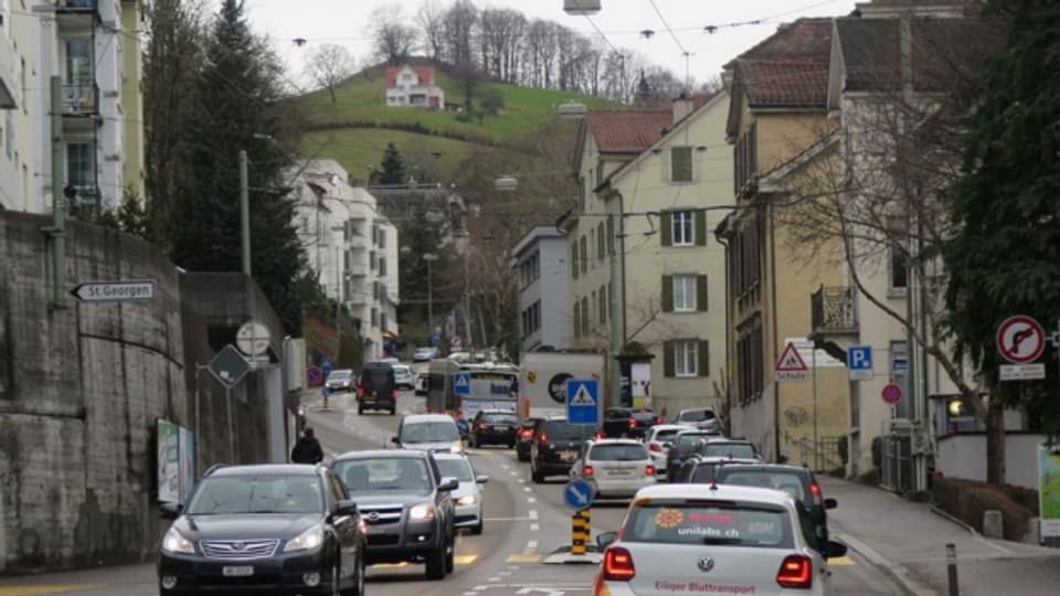 Viele Autos kommen aus dem Appenzellerland in die Stadt St. Gallen.
