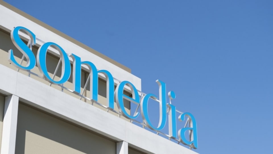 Somedia-Logo am Hauptsitz in Chur