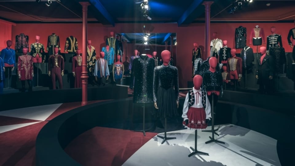 Das Textilmuseum St. Gallen zeigt Kostüme aus 100 Jahren Circus Knie.