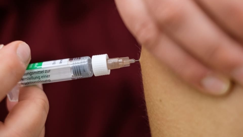 Die Kantone gehen unterschiedlich mit Empfehlungen für Masern-Impfungen um.