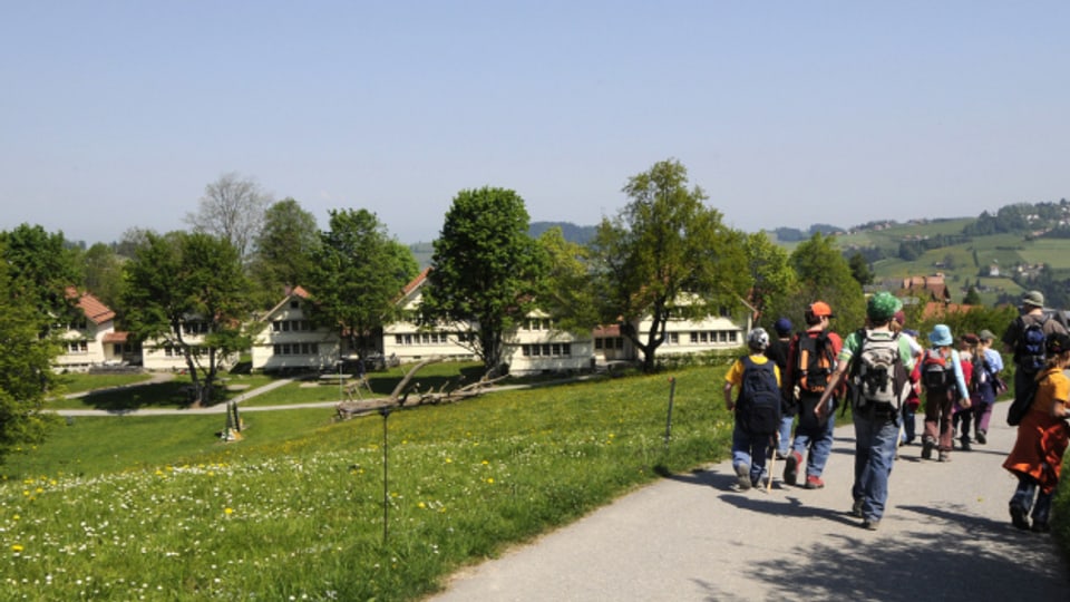 Die Architektur des Kinderdorfs Pestalozzi in Trogen wird von der Schweizerischen Gesellschaft für Kunstgeschichte ausgezeichnet.
