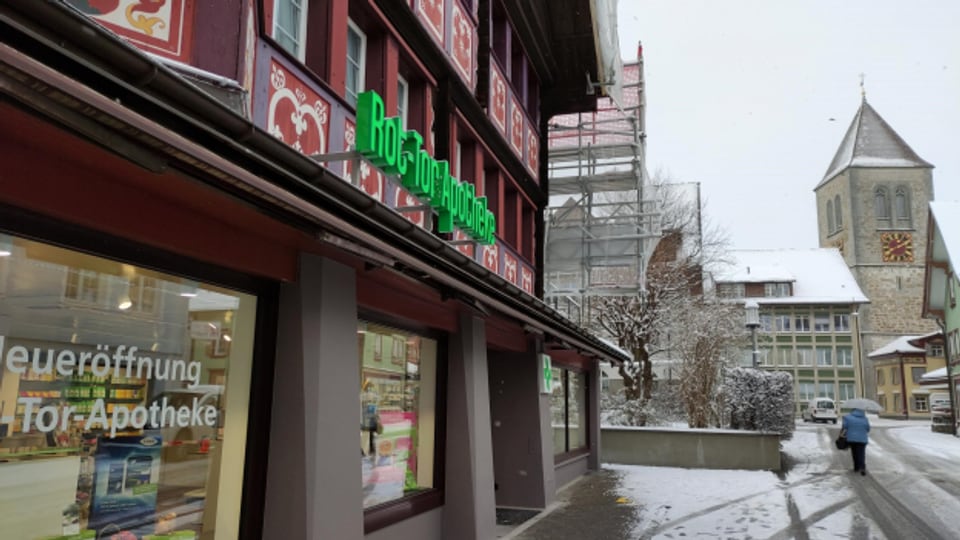 Auch in der Rot-Tor Apotheke in Appenzell ist die Nachfrage nach Selbsttests gross