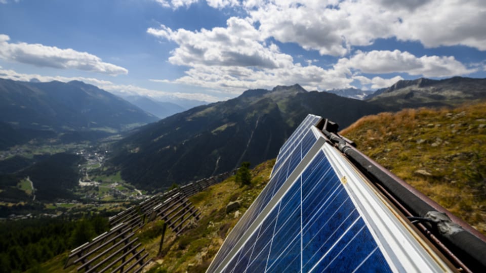 Eine Solaranlage in Bellwald im Kanton Wallis