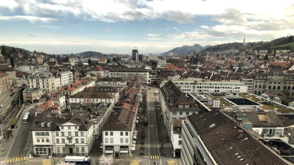 Am Finanzhimmel der Stadt St. Gallen sind noch keine grossen Aufhellungen zu sehen.