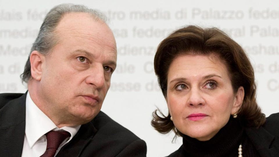 Als Kandidaten im Gespräch: Filippo Leutenegger und Doris Fiala.