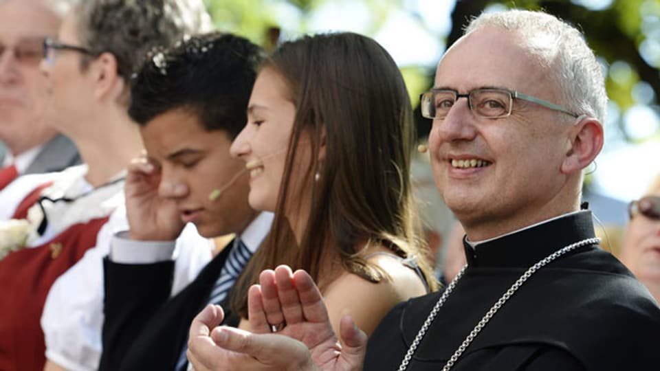 Abt Werlen teilte seine Redezeit mit zwei Jugendlichen