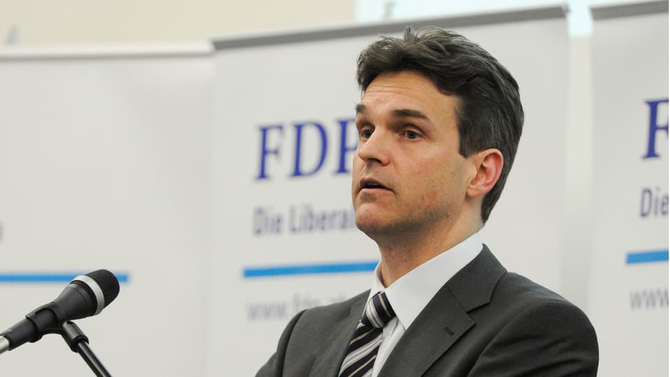 Zürcher FDP-Kantonalpräsident Beat Walti freut sich über den Wahlerfolg.