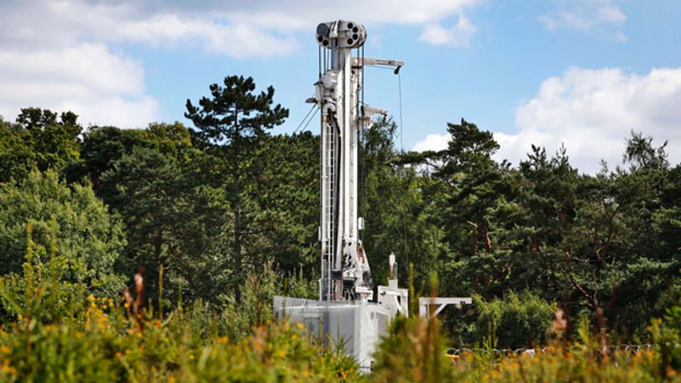 Eine umstrittene Methode zur Erdgasgewinnung: Fracking - hier eine Anlage in West Sussex, England.