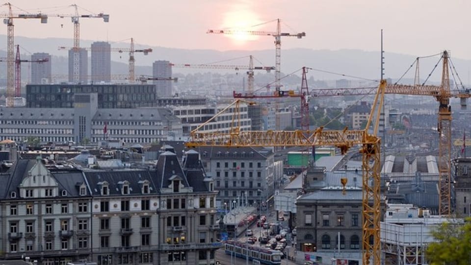 Wo darf in Zürich wie gebaut werden? Die neue Bau- und Zonenordnung gibt Antworten, sie ist aber weiterhin umstritten.