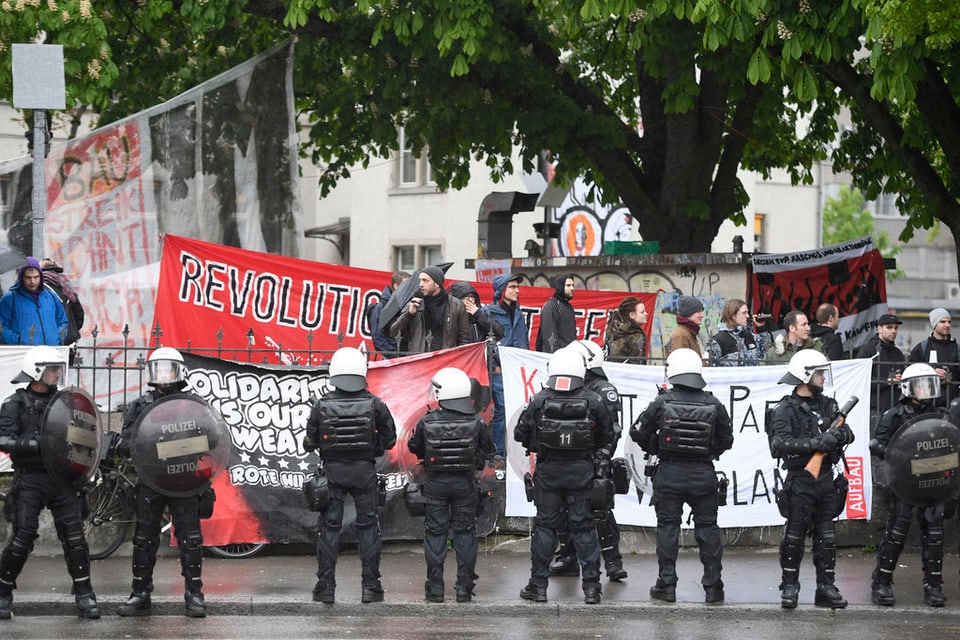 Am 1. Mai gehört die Zusammenarbeit der Zürcher Polizeien dazu.