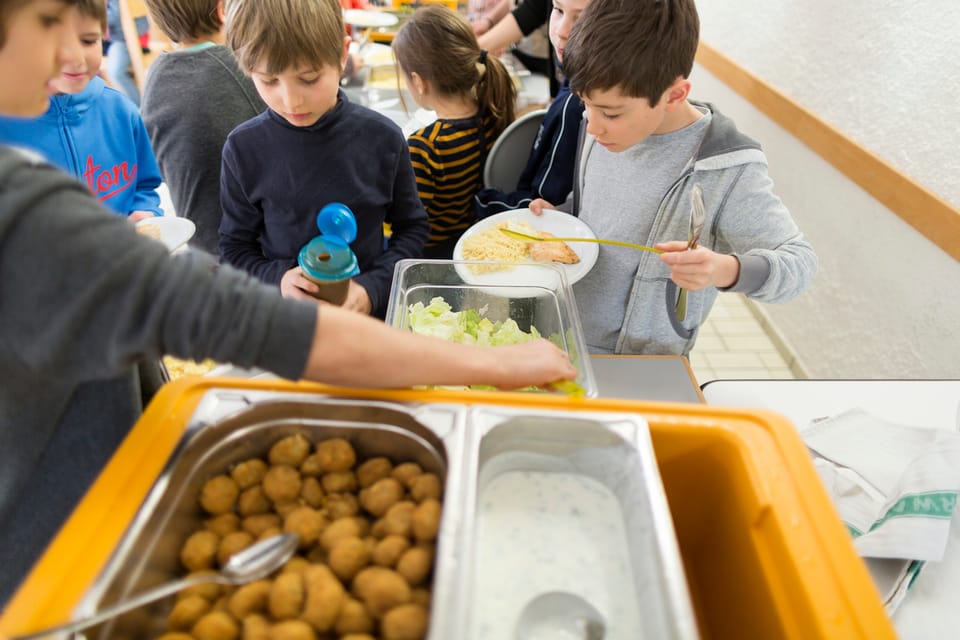 Das gemeinsame Mittagessen in den Tagesschulen fördert die Integration nicht mehr als in der Regelklasse
