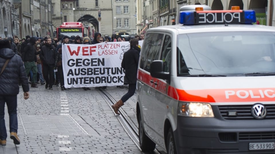 Die Anti-WEF-Proteste wurden in den letzten Jahren immer kleiner: Hier die Aktion 2014 in Bern.