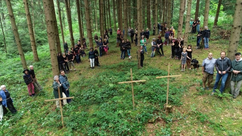 Der Wald muss bleiben: Gossau und Grüningen protestieren gegen die Erweiterung der Deponie Tägernauerholz