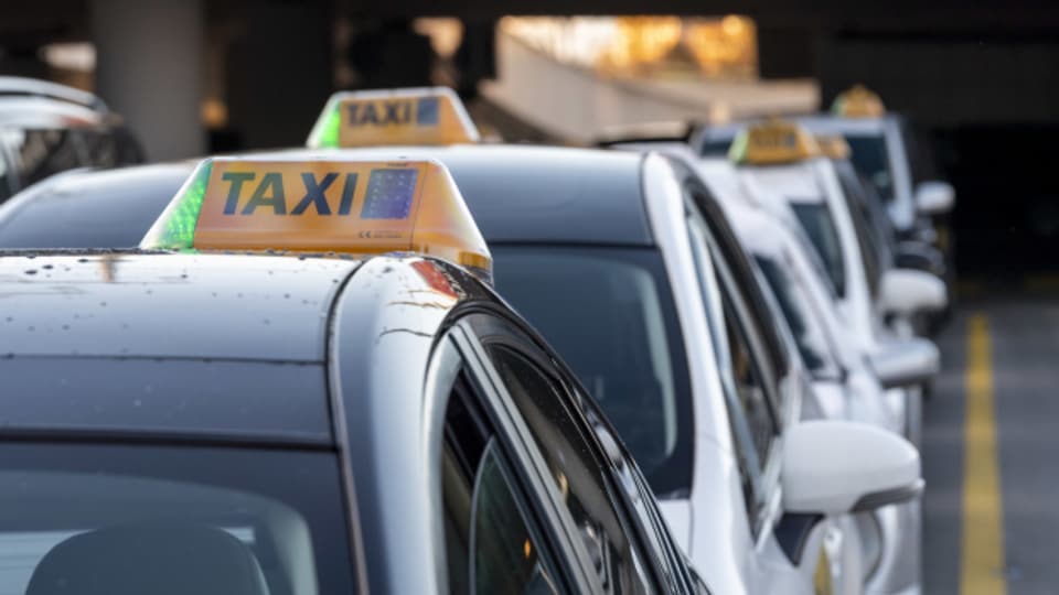 Das Taxigewerbe leidet in Zürich immer noch unter wenig Kundschaft.