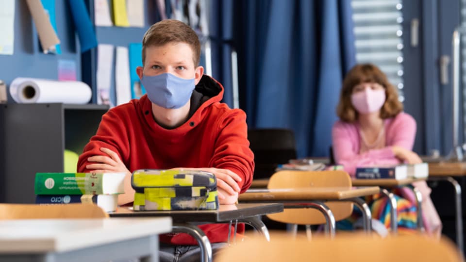 Maskenpflicht gilt nun auch in Schaffhauser Schulen.