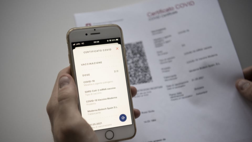 Darauf warten viele: Das Covid-Zertifikat für Geimpfte.