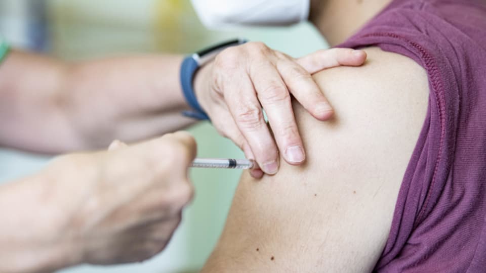 Bereits über 100 Randständige haben sich im im Zürcher Impf-Ambulatorium Kanonengasse impfen lassen.