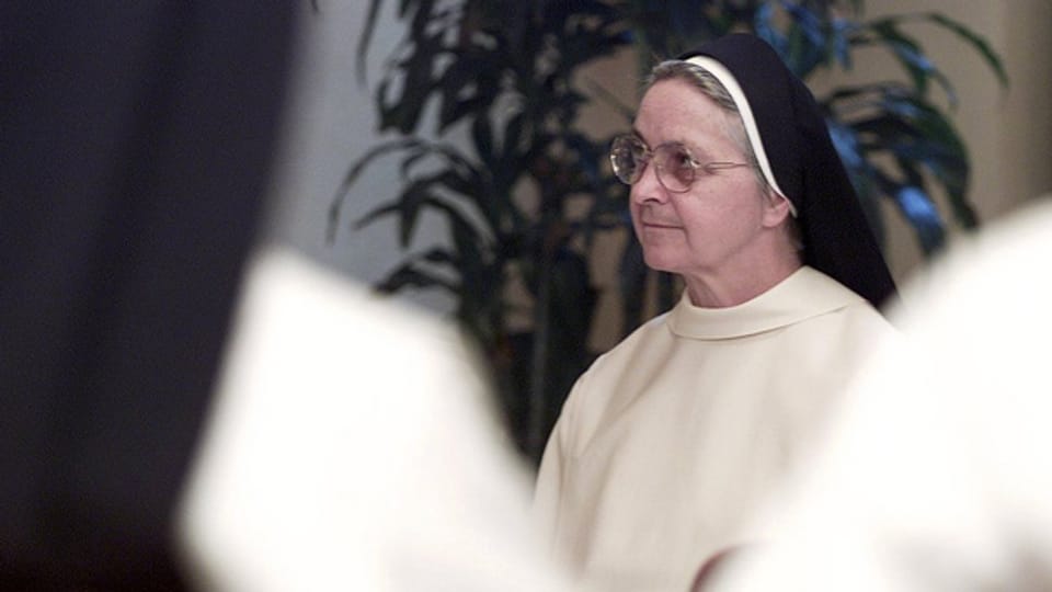 Die Ilanzer Dominikanerin Ingrid Grave moderierte bis 2000 die «Sternstunden», die damals auch «die Sendung mit der Nonne» genannt wurden.