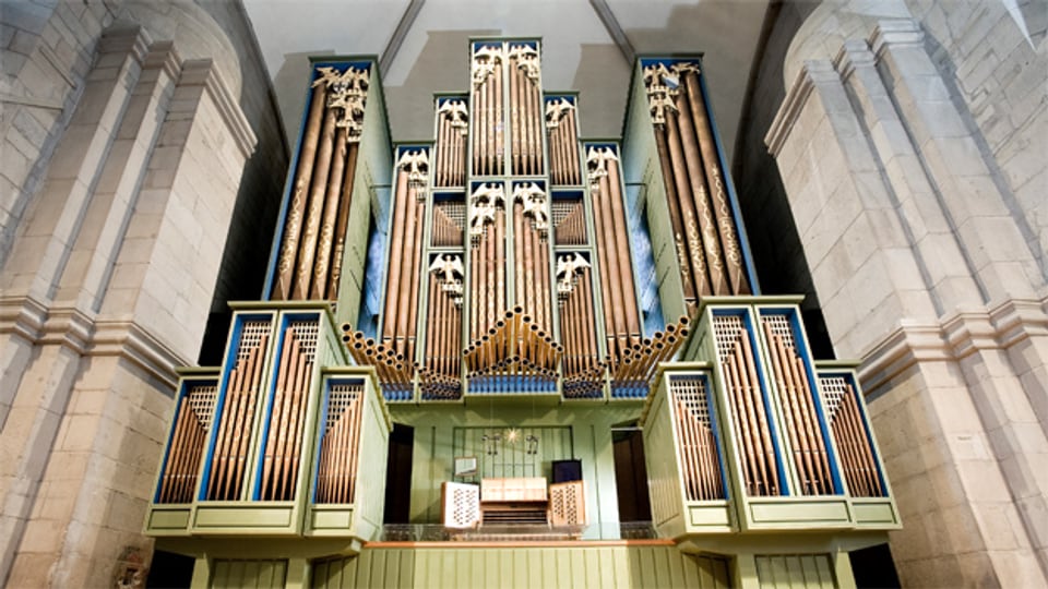 Die Orgel des Grossmünsters wurde 1960 erbaut und besticht durch ihren farbigen und lebendigen Klang.