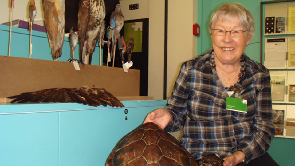 Ruth Veltham lässt Kinder das Museum in Bern entdecken.