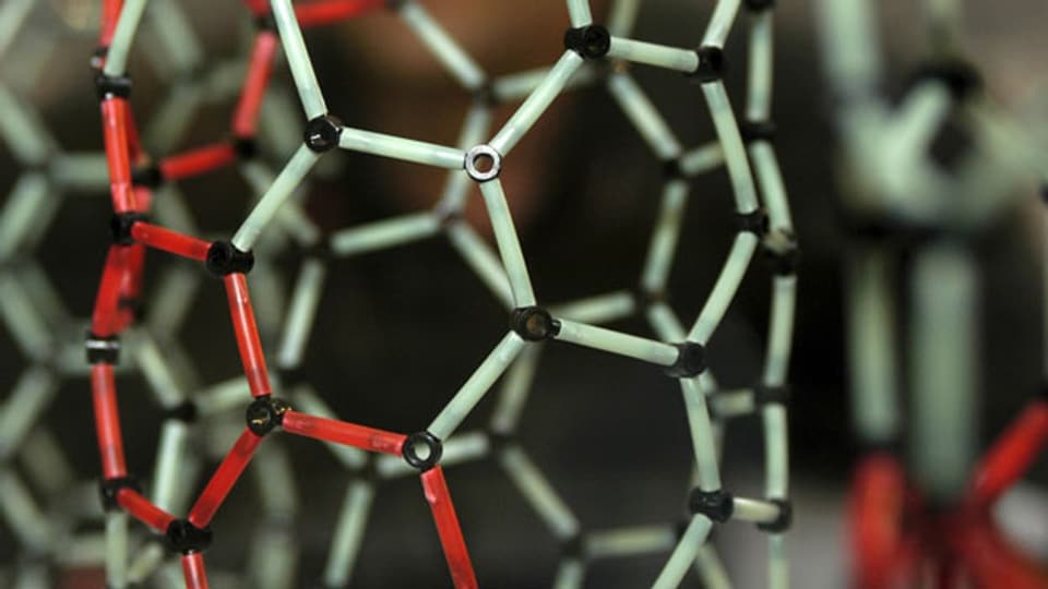 Modell eine Nanotubes: Auf Deutsch heissen sie Kohlenstoffnanoröhren.